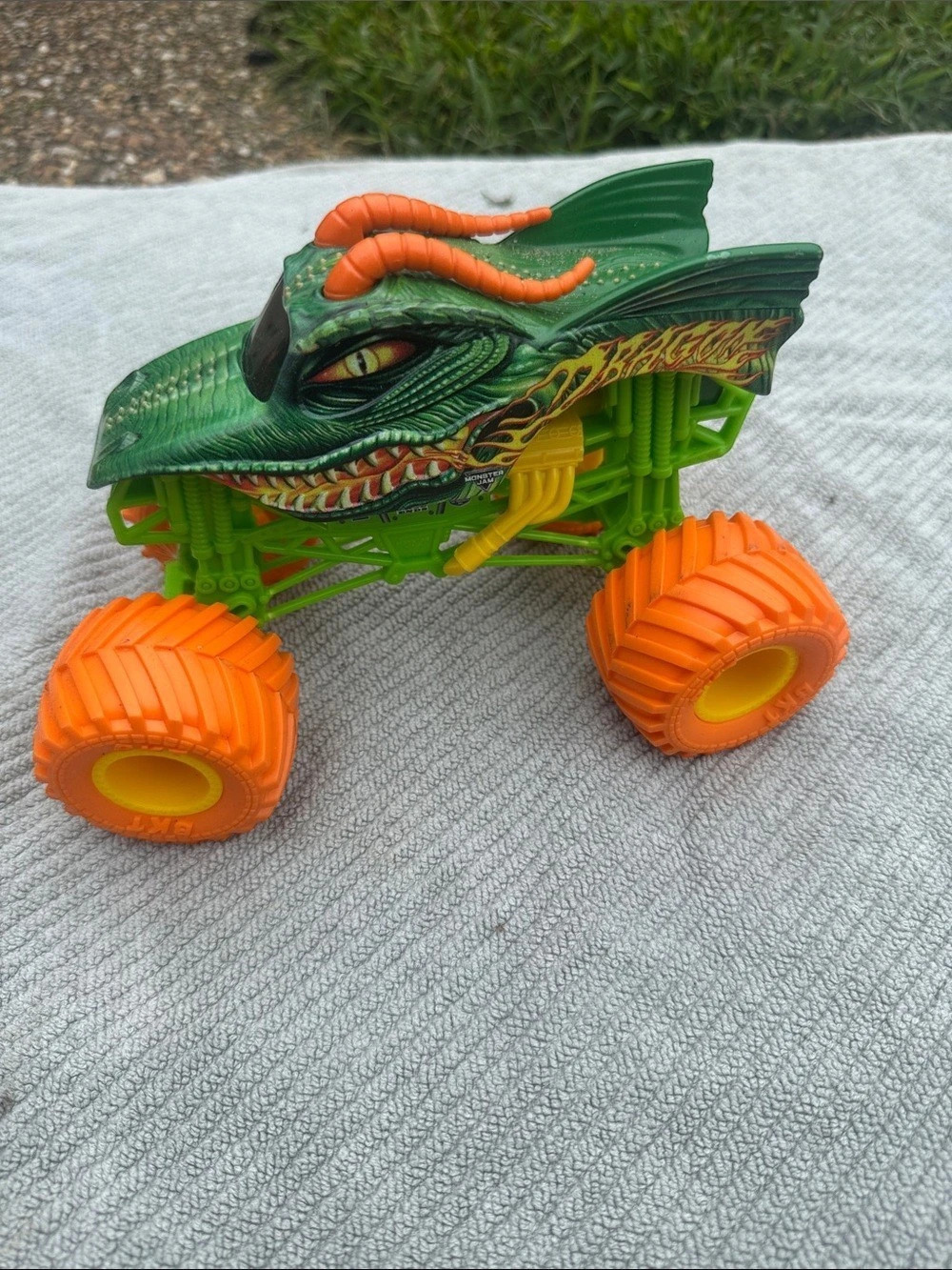 Monster Jam Dragon Monster Truck Toy in Green & Orange